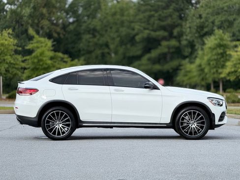 Used 2020 Mercedes-Benz GLC 300 4MATIC Coupe image 12