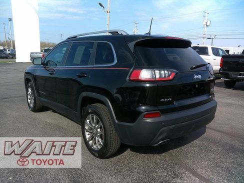 Used 2021 Jeep Cherokee Latitude Lux w/ Comfort/Convenience Group AWD/4WD image 3