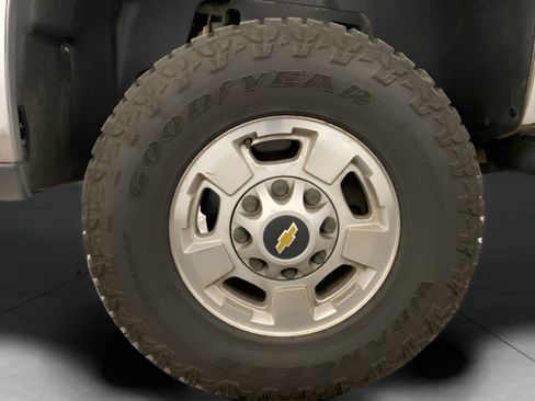 Used 2013 Chevrolet Silverado 2500 LT image 14