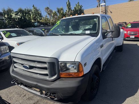 Used 2001 Ford F350 XL RWD image 2
