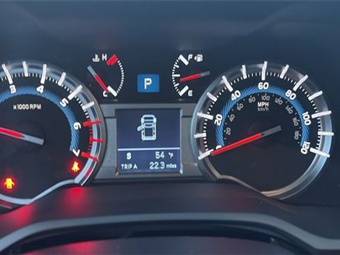 Used 2018 Toyota 4Runner Limited image 11