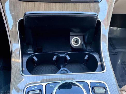 Used 2018 Mercedes-Benz GLC 300 image 34