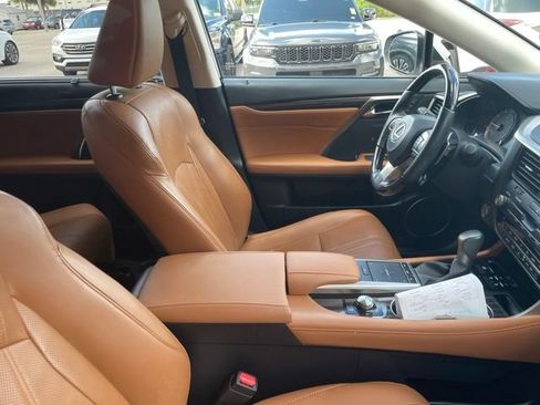 Used 2022 Lexus RX 350L Luxury w/ Accessory Package (Z1) FWD image 8