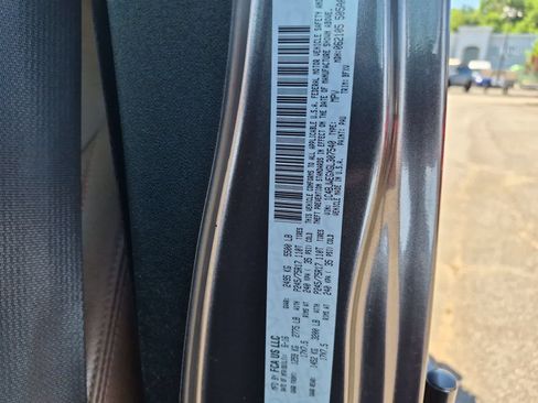 Used 2016 Jeep Wrangler Unlimited Sahara AWD/4WD image 36