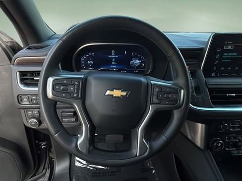 Used 2023 Chevrolet Tahoe LT w/ LT Signature Package AWD/4WD image 42