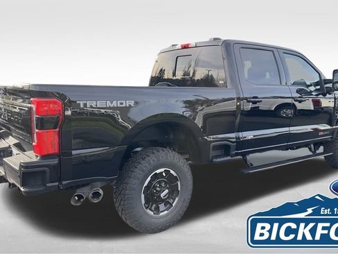 New 2026 Ford F250 Platinum w/ Tremor Off-Road Package image 5