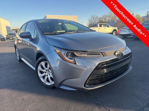 Used 2025 Toyota Corolla LE image 1
