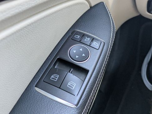 Certified 2016 Mercedes-Benz SLK 300 SLK 300 image 25