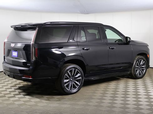 Used 2023 Cadillac Escalade Sport AWD/4WD image 16