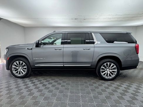Used 2022 GMC Yukon XL Denali image 37