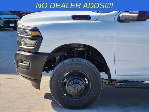 New 2026 RAM 3500 Tradesman AWD/4WD image 10