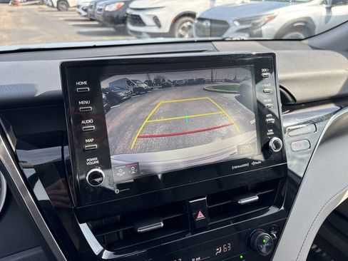 Used 2021 Toyota Camry XLE w/ Cold Weather Package image 25