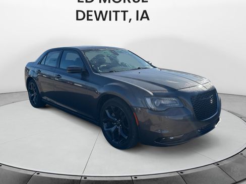 Used 2023 Chrysler 300 S image 7
