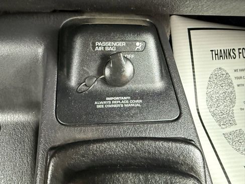 Used 2002 Jeep Wrangler X image 22