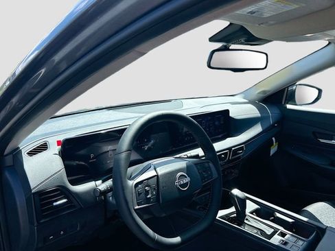 New 2026 Nissan Sentra SV w/ SV Convenience Package FWD image 6