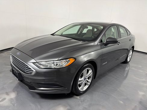 Used 2018 Ford Fusion S FWD image 9