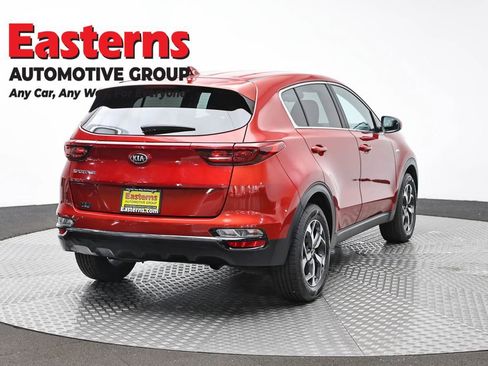 Used 2022 Kia Sportage LX AWD/4WD image 5
