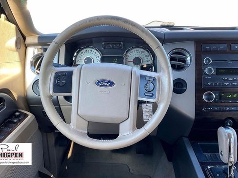Used 2014 Ford Expedition EL XLT w/ Equipment Group 202A image 5
