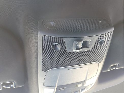 Used 2022 Ford F250 Lariat w/ Lariat Ultimate Package image 17