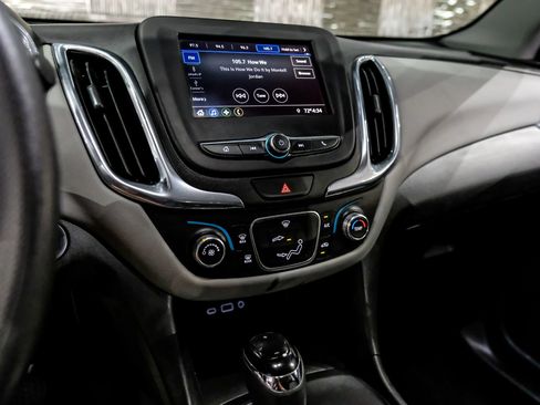 Used 2020 Chevrolet Equinox LT FWD image 25