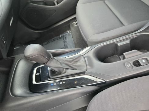 Used 2024 Toyota Corolla LE FWD image 14