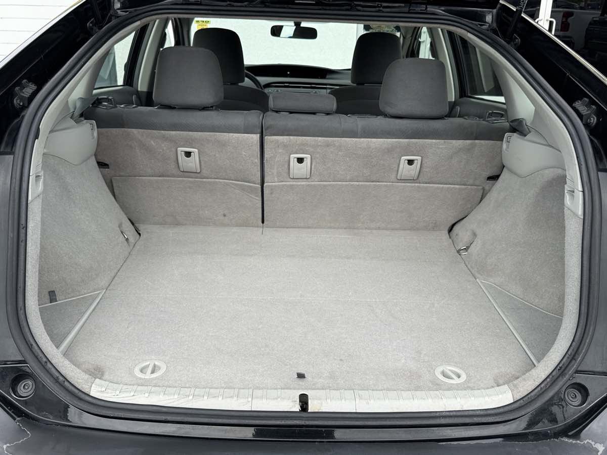 Used 2010 Toyota Prius Three w/ Navigation Pkg FWD image 13