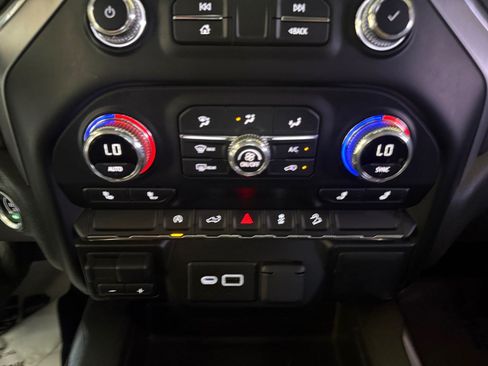 Used 2021 GMC Sierra 1500 Elevation AWD/4WD image 12