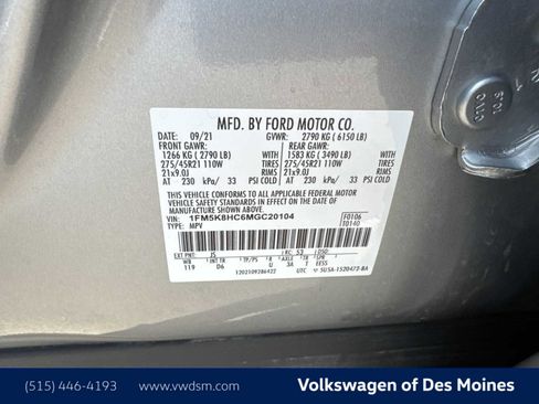Used 2021 Ford Explorer Platinum w/ Equipment Group 601A AWD/4WD image 21
