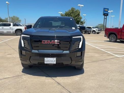 New 2026 GMC Sierra EV Elevation image 3