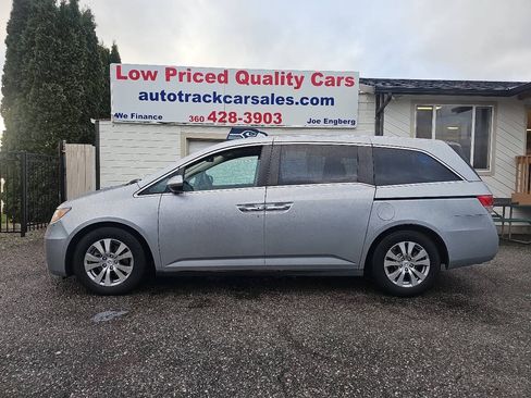 Used 2017 Honda Odyssey EX-L image 2
