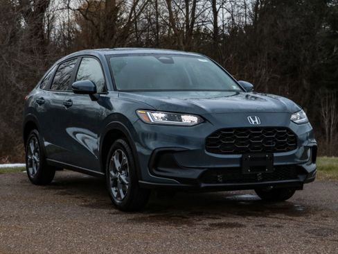 New 2026 Honda HR-V LX image 2