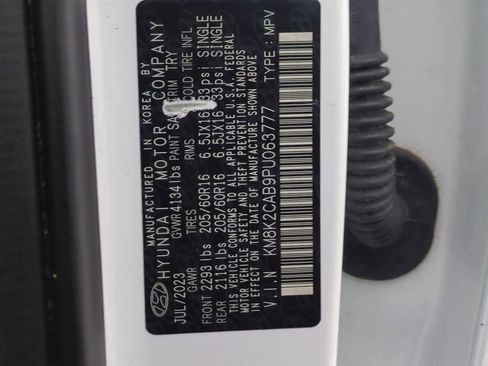 Used 2023 Hyundai Kona SE image 33