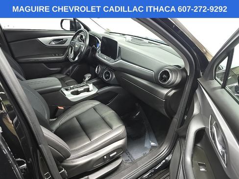 Used 2024 Chevrolet Blazer LT AWD/4WD image 17