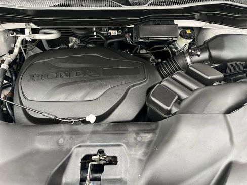 Used 2024 Honda Passport TrailSport image 24