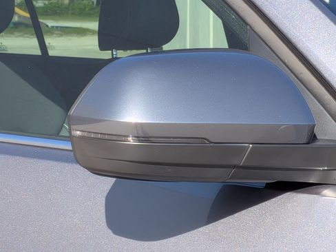 Certified 2024 Volkswagen Atlas Cross Sport SE w/ Panoramic Sunroof Package FWD image 11