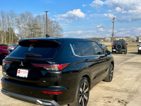 New 2026 Mitsubishi Outlander SE FWD image 5