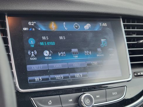 Used 2021 Buick Encore Preferred image 21