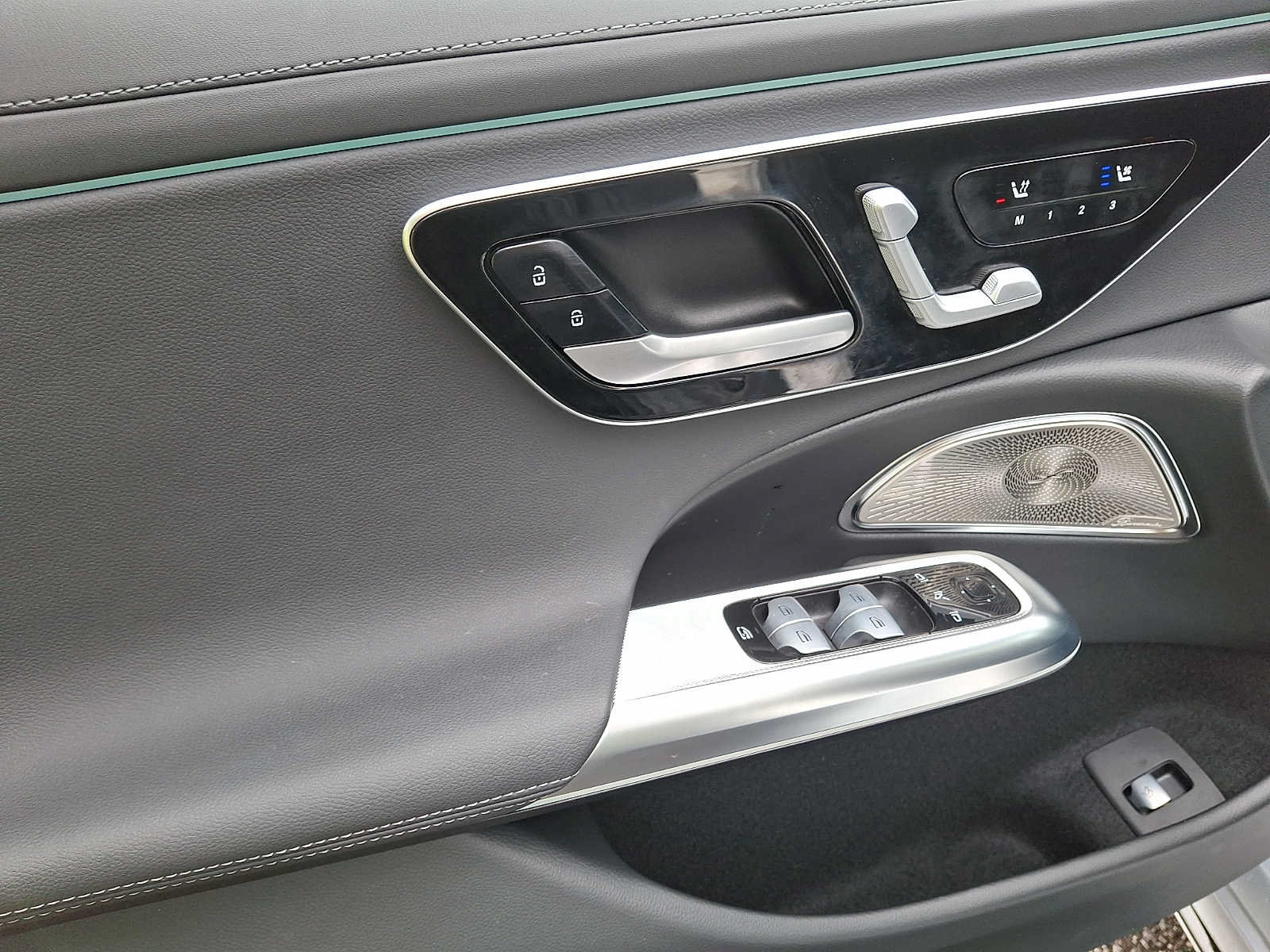 Certified 2024 Mercedes-Benz E 350 4MATIC Sedan image 8