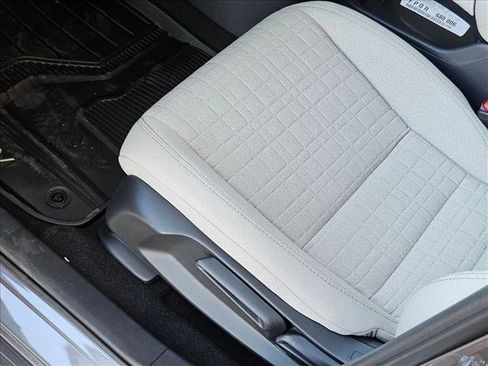New 2026 Honda HR-V LX image 4