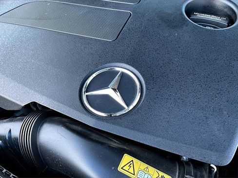 Certified 2021 Mercedes-Benz C 300 4MATIC Sedan image 34