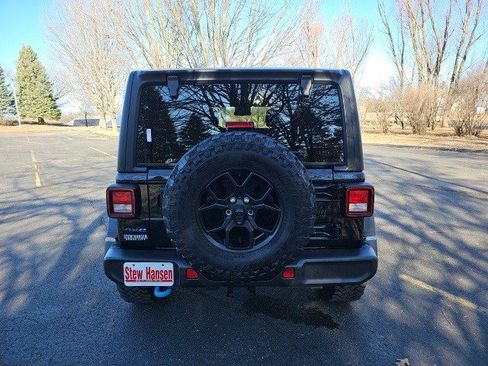 Used 2024 Jeep Wrangler Willys image 5