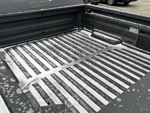 Used 2025 Honda Ridgeline Black Edition image 15