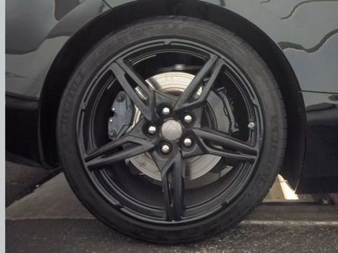 Used 2023 Chevrolet Corvette Stingray Convertible w/ Z51 Performance Package RWD image 19