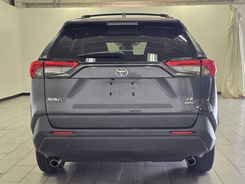 Used 2020 Toyota RAV4 LE w/ All Weather Liner Package AWD/4WD image 12