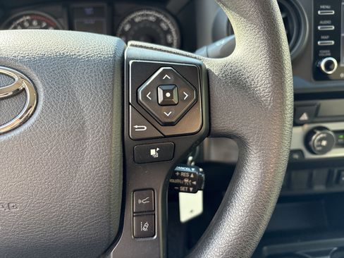 Used 2020 Toyota Tacoma SR w/ SR Convenience Package image 7