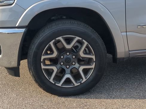Used 2025 RAM 1500 Laramie image 10