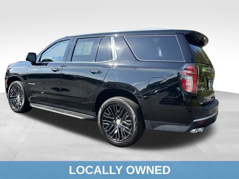 Used 2021 Chevrolet Tahoe Premier w/ Premium Package AWD/4WD image 3