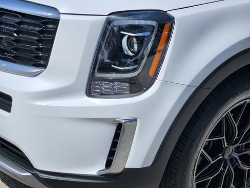 Used 2022 Kia Telluride S FWD image 28