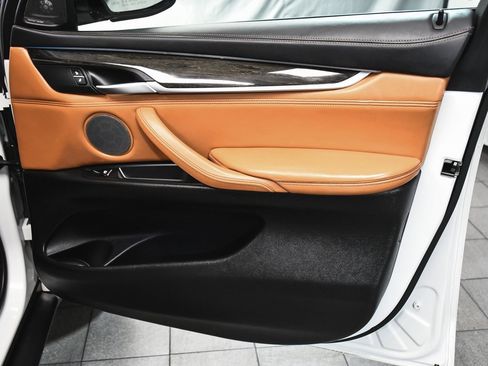 Used 2017 BMW X6 xDrive35i image 13