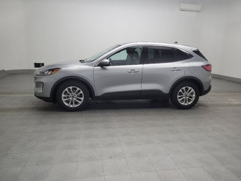 Used 2021 Ford Escape SE FWD image 2